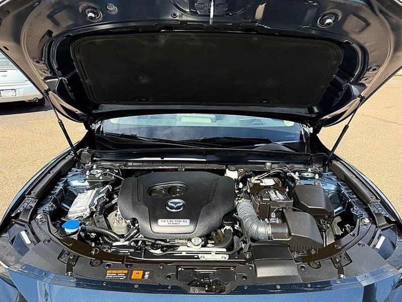 Mazda CX-50  2025