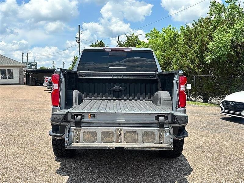 Chevrolet Silverado 1500  2021