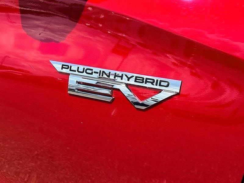 Mitsubishi Outlander PHEV  2023