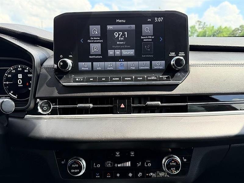 Mitsubishi Outlander PHEV  2023
