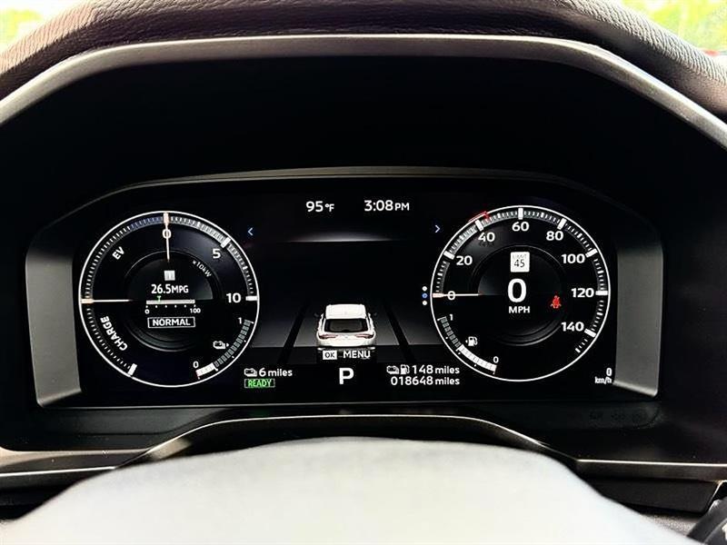 Mitsubishi Outlander PHEV  2023
