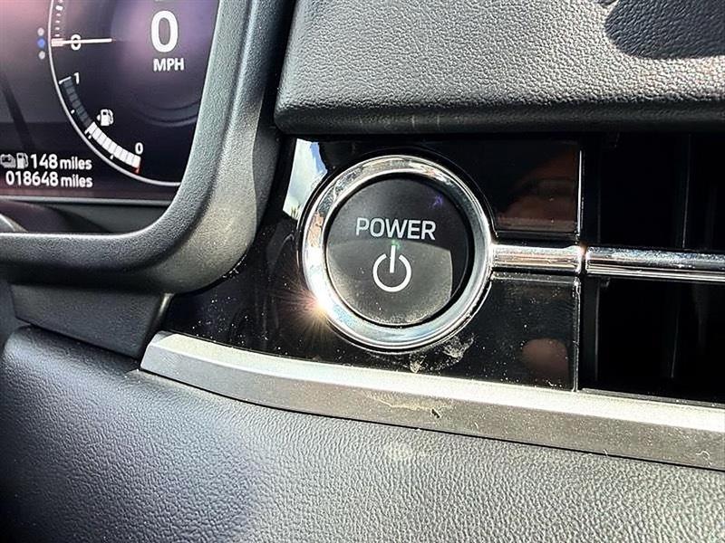 Mitsubishi Outlander PHEV  2023
