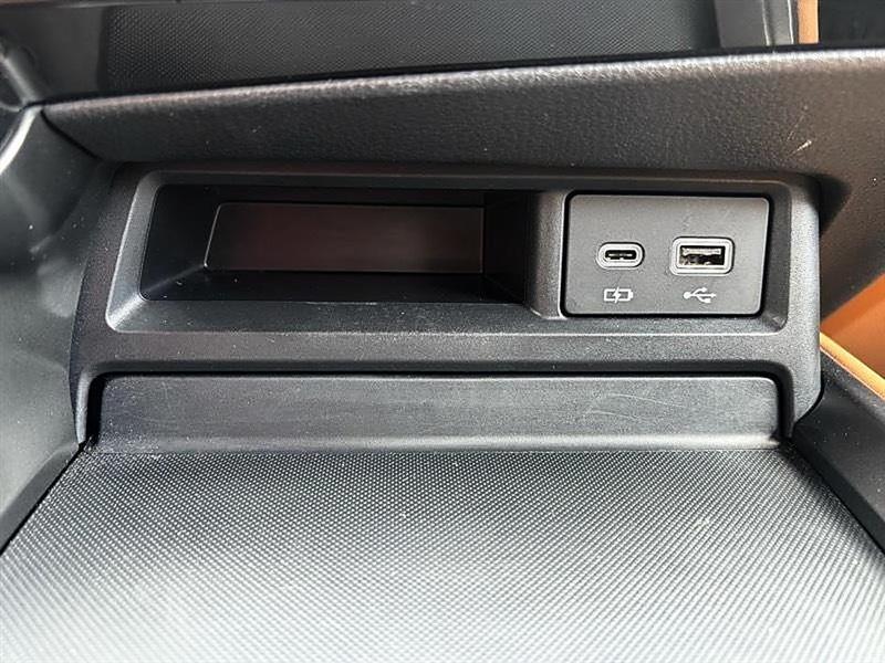 Lexus NX  2024