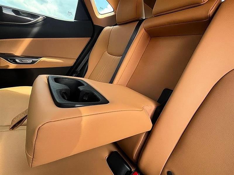 Lexus NX  2024
