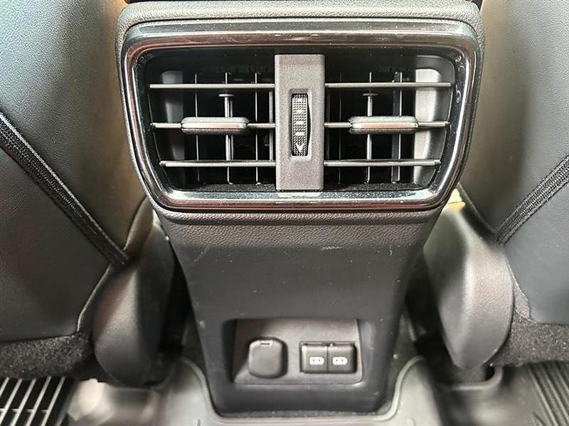 Lexus NX  2024