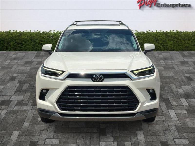 Toyota Grand Highlander  2024