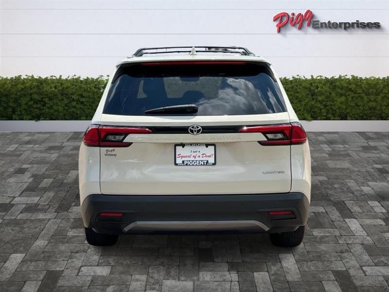Toyota Grand Highlander  2024