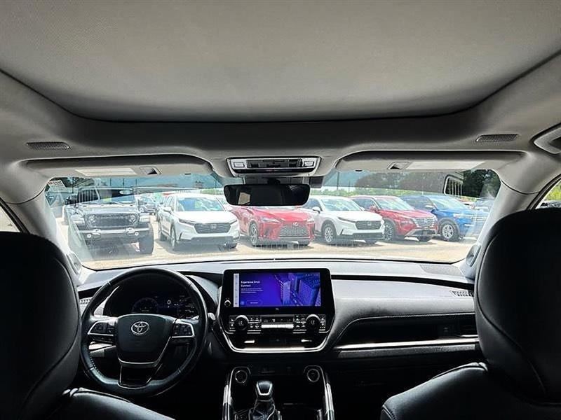 Toyota Grand Highlander  2024