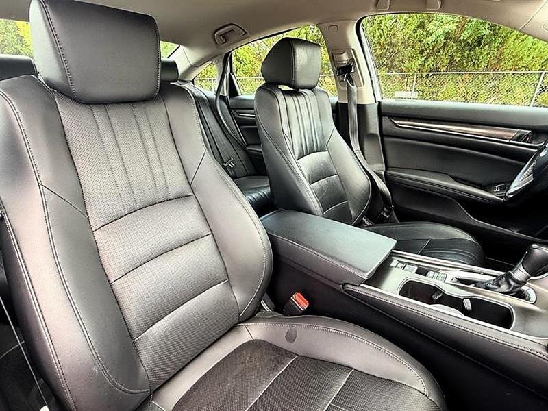 Honda Accord Sedan  2022