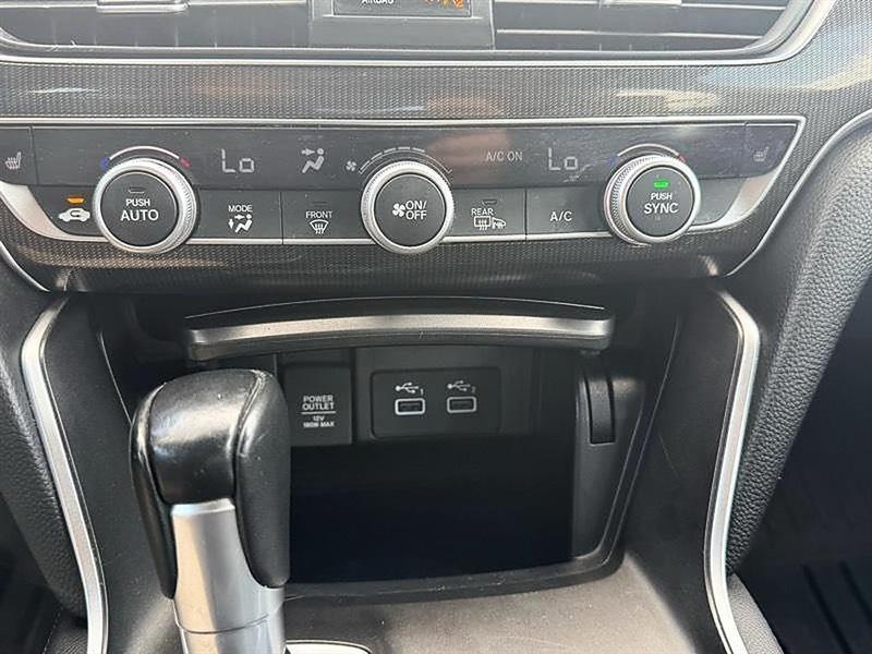 Honda Accord Sedan  2022
