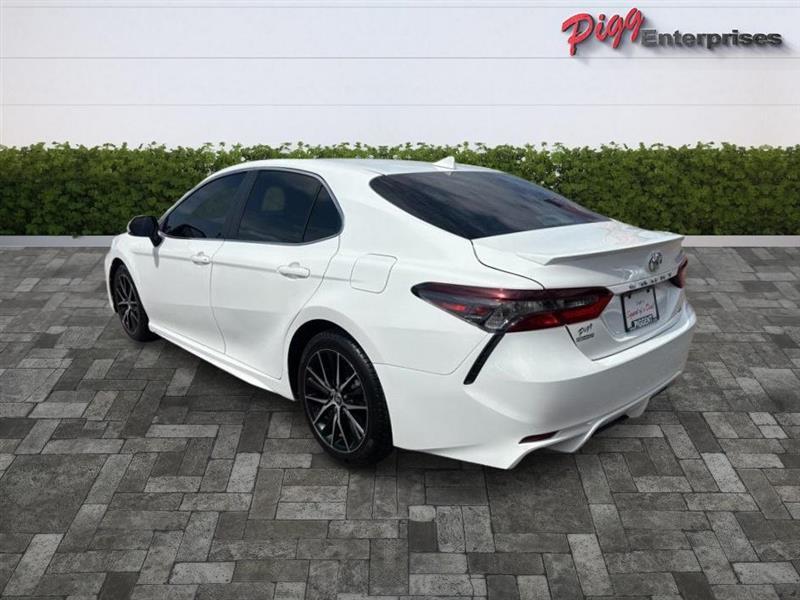 Toyota Camry  2024