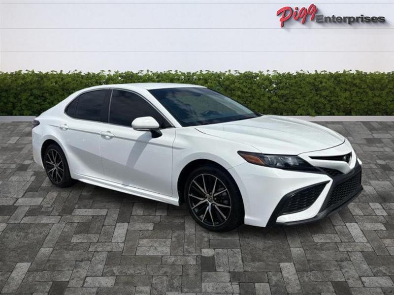 Toyota Camry  2024