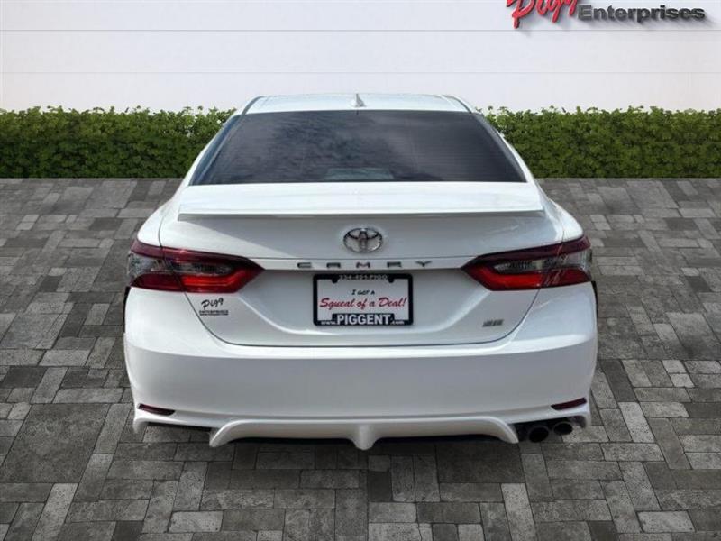 Toyota Camry  2024