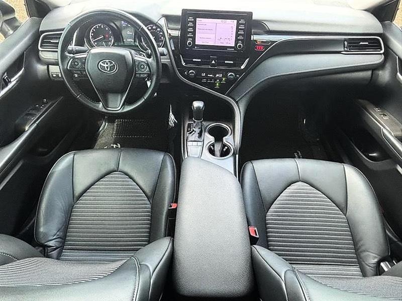 Toyota Camry  2024
