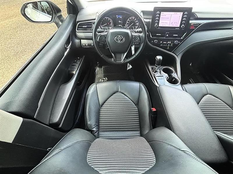 Toyota Camry  2024