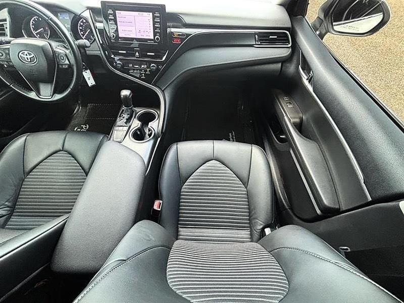 Toyota Camry  2024