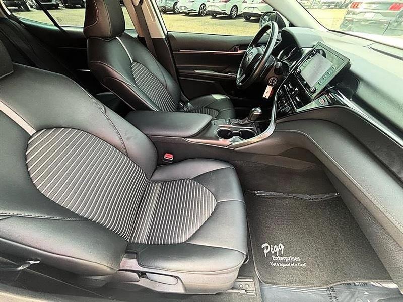 Toyota Camry  2024