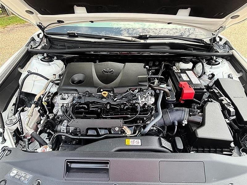 Toyota Camry  2024