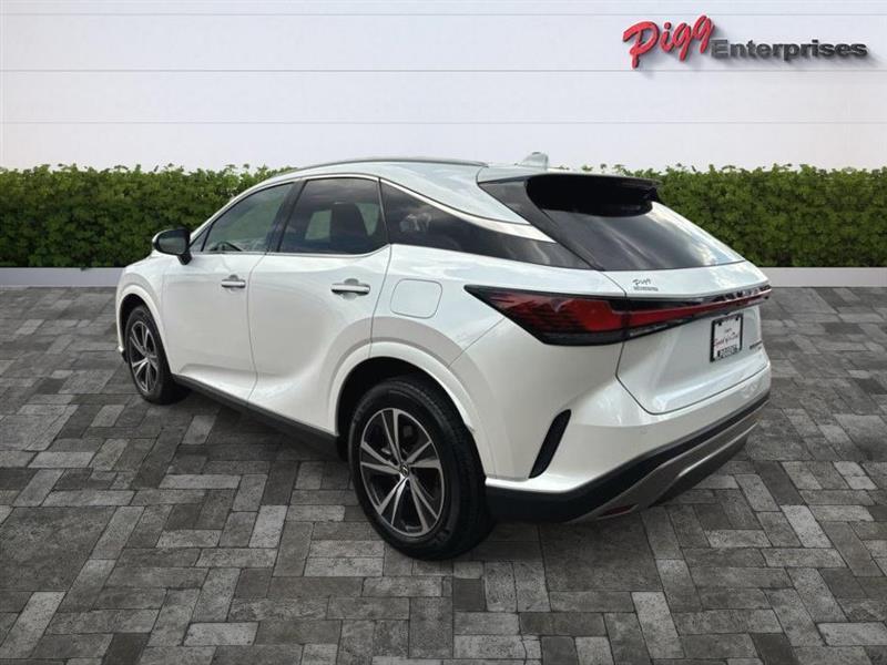 Lexus RX  2025