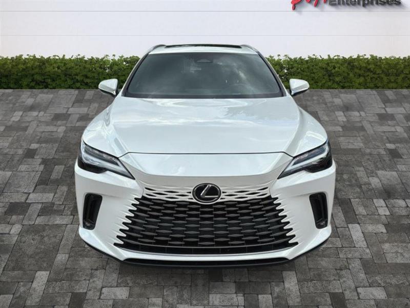Lexus RX  2025