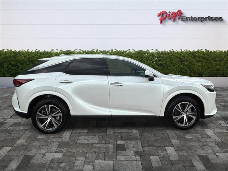 Lexus RX  2025
