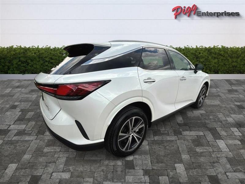 Lexus RX  2025
