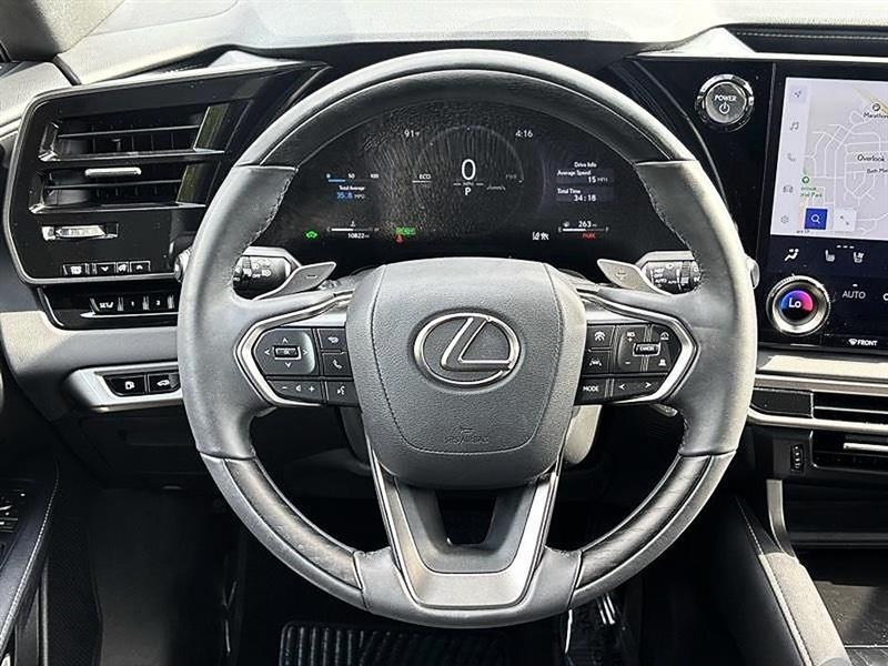Lexus RX  2025