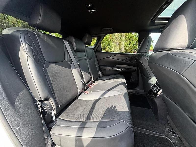 Lexus RX  2025