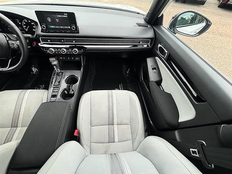 Honda Civic Sedan Hybrid  2025