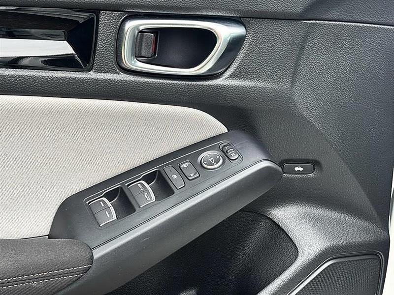 Honda Civic Sedan Hybrid  2025