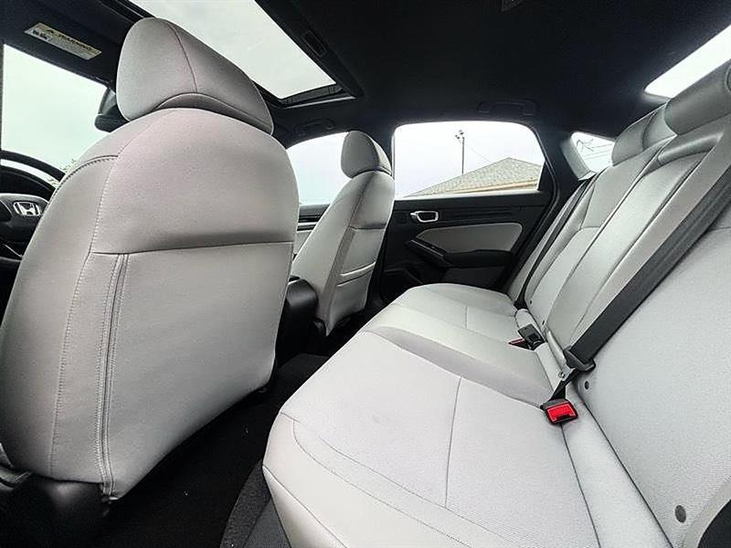Honda Civic Sedan Hybrid  2025