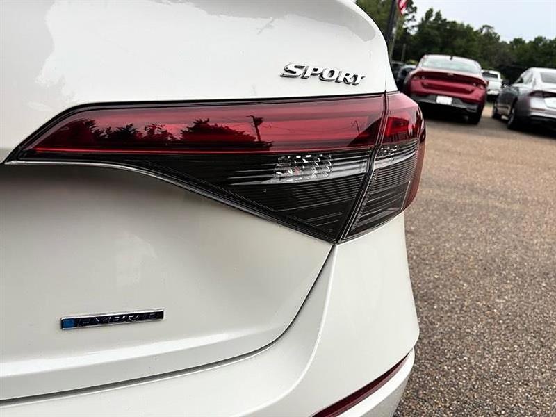 Honda Civic Sedan Hybrid  2025