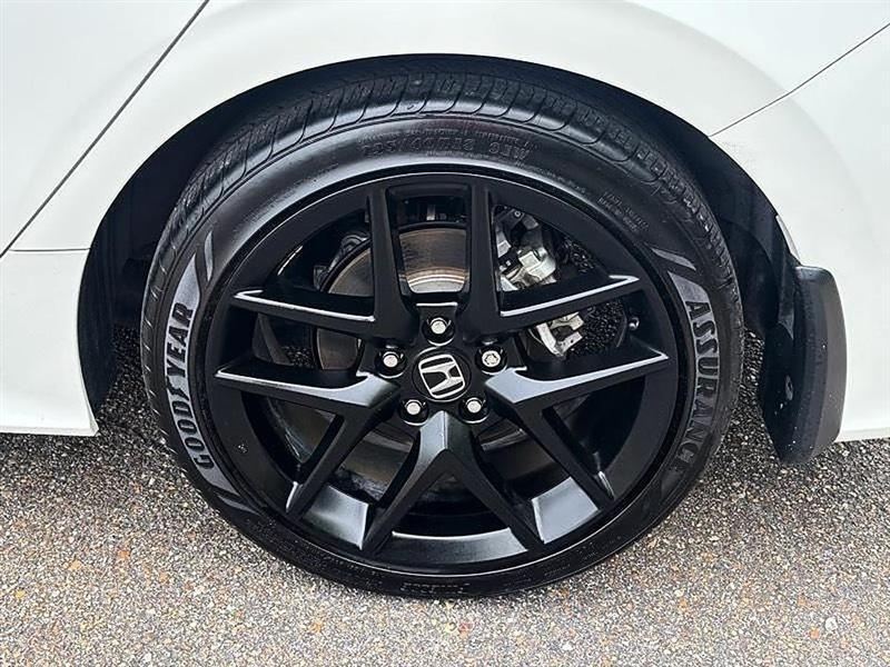 Honda Civic Sedan Hybrid  2025