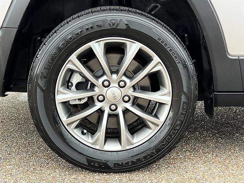 Jeep Cherokee  2022