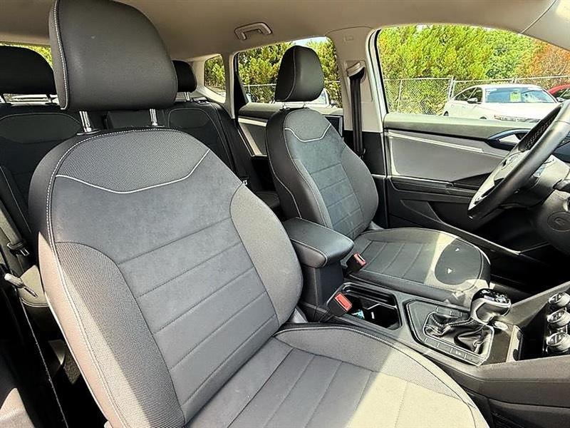 Volkswagen Taos  2024