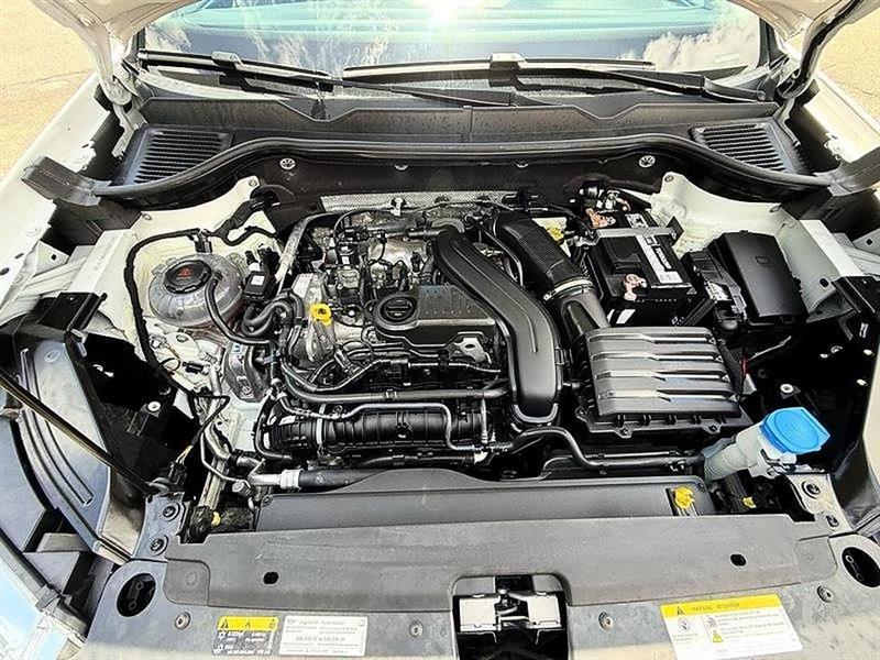 Volkswagen Taos  2024
