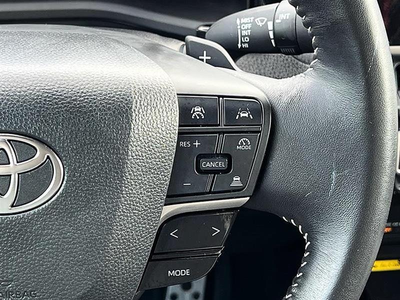 Toyota Camry  2025