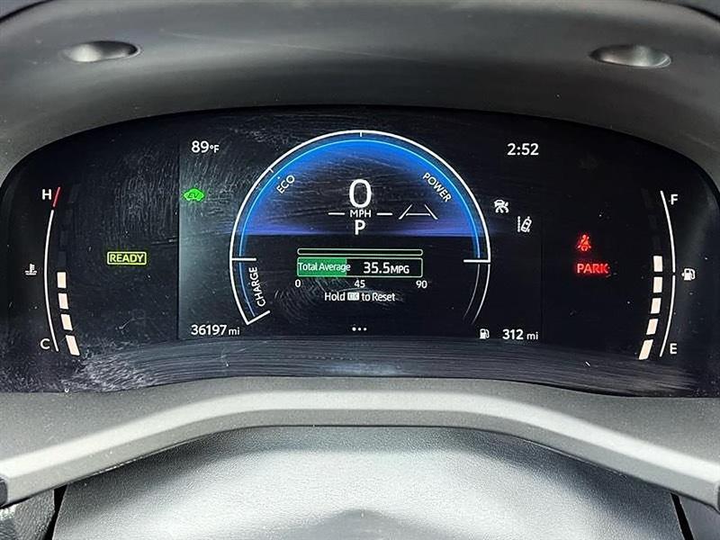 Toyota Camry  2025