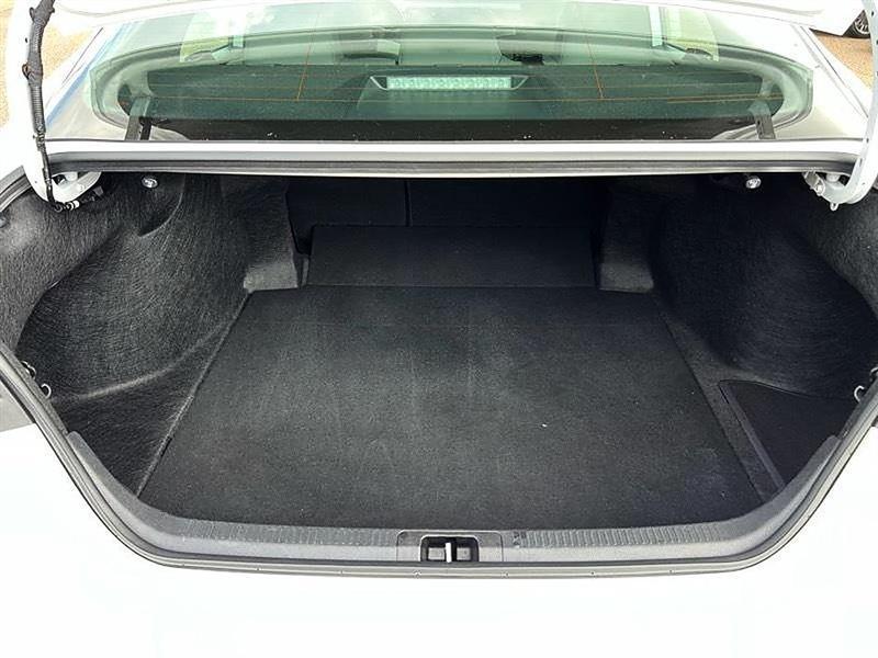 Toyota Camry  2025