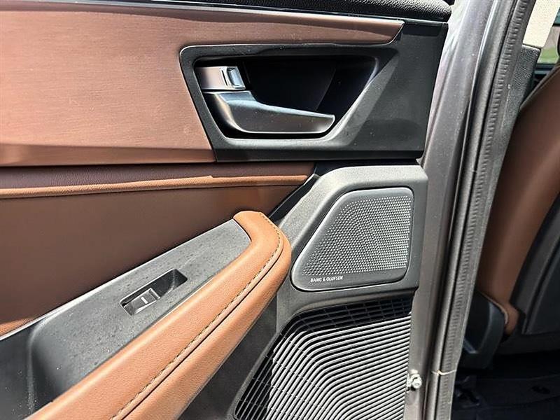Acura MDX  2025