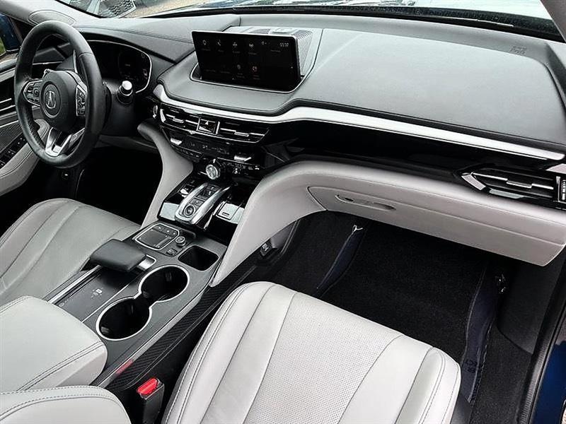 Acura MDX  2024