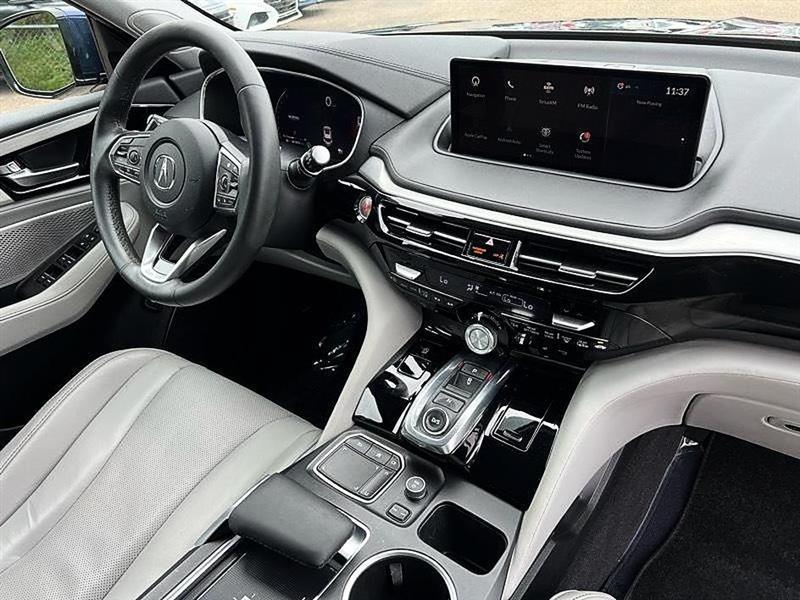 Acura MDX  2024