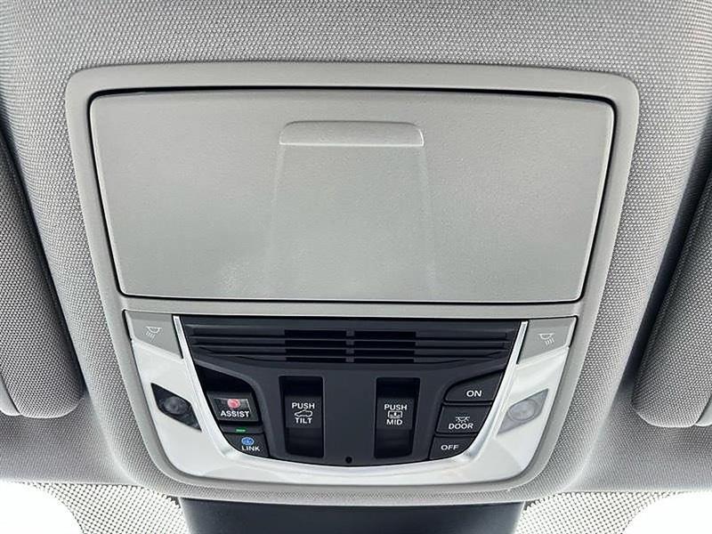 Acura MDX  2024