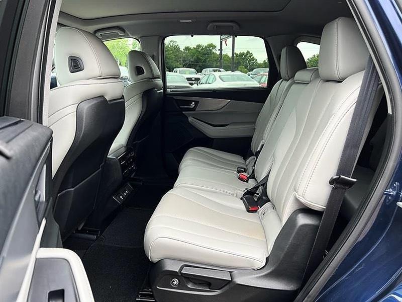 Acura MDX  2024
