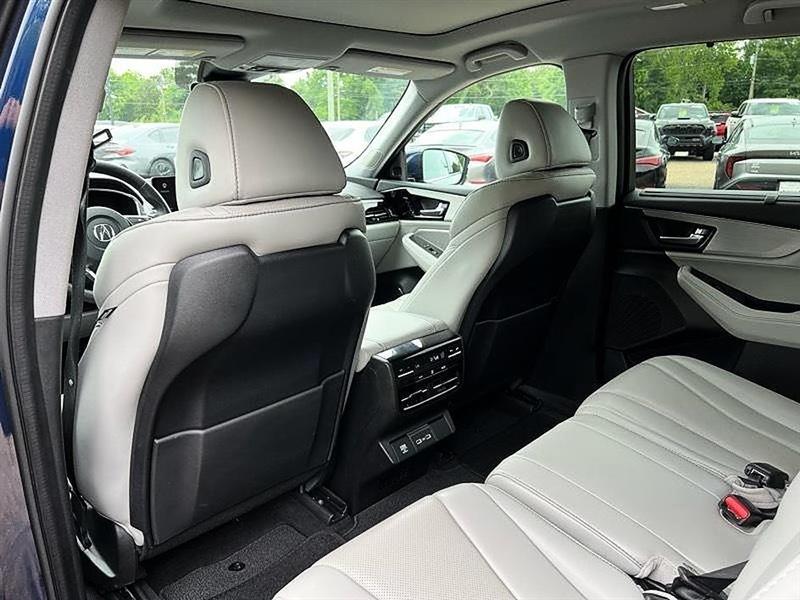 Acura MDX  2024