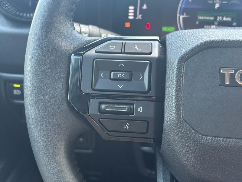 Toyota Land Cruiser 4WD 2024