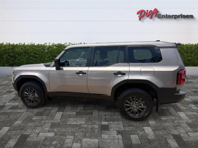 Toyota Land Cruiser 4WD 2024