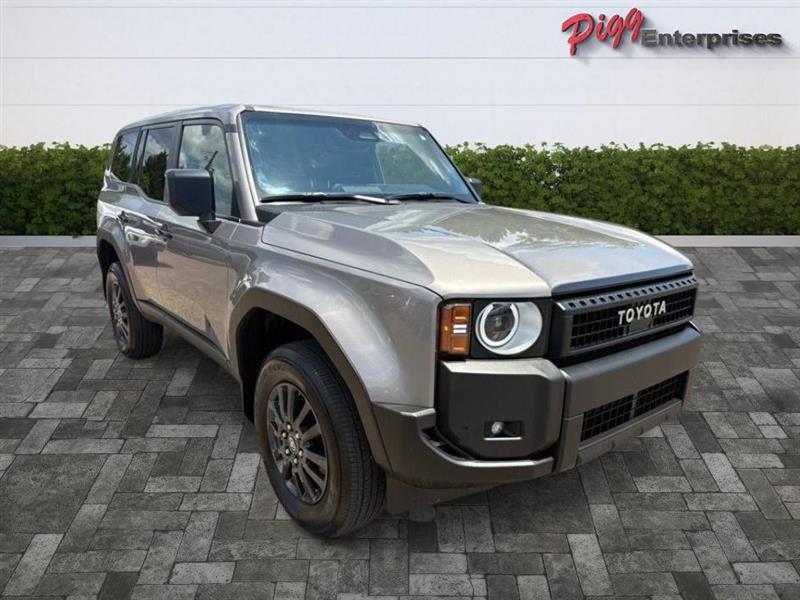 Toyota Land Cruiser 4WD 2024