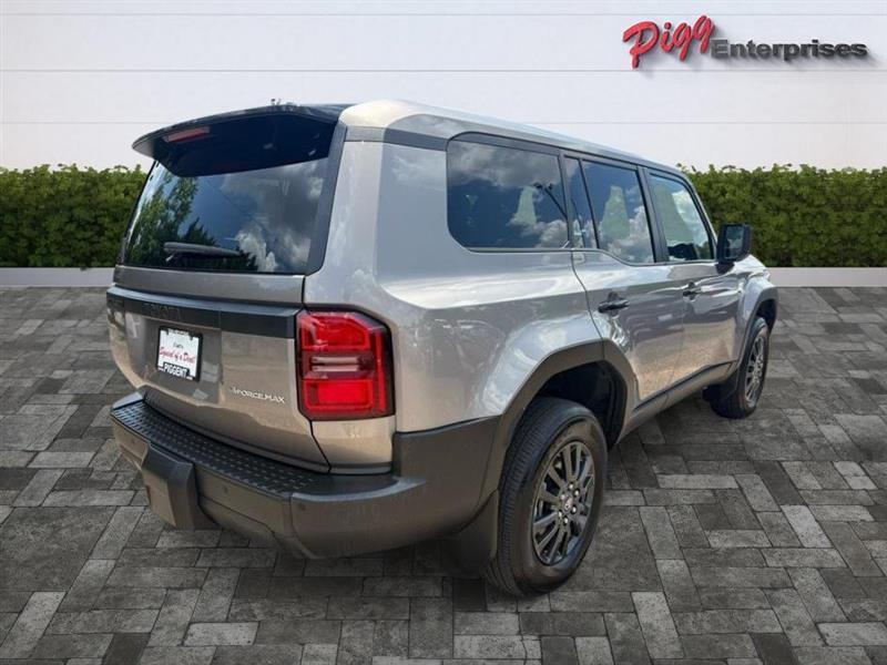 Toyota Land Cruiser 4WD 2024