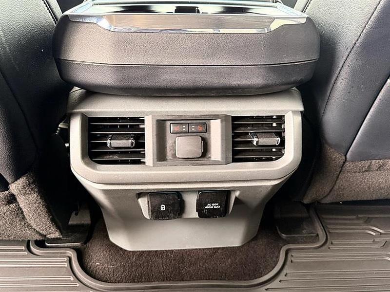 Ford F-150  2021
